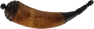 Powder Horn,
11-1/4", paneled tip,
patina finish, turned maple base